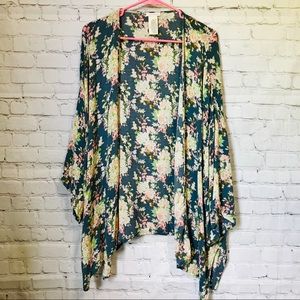 Lucky Brand open front floral kimono/shawl/beach cover up Women’s L/Xl.
